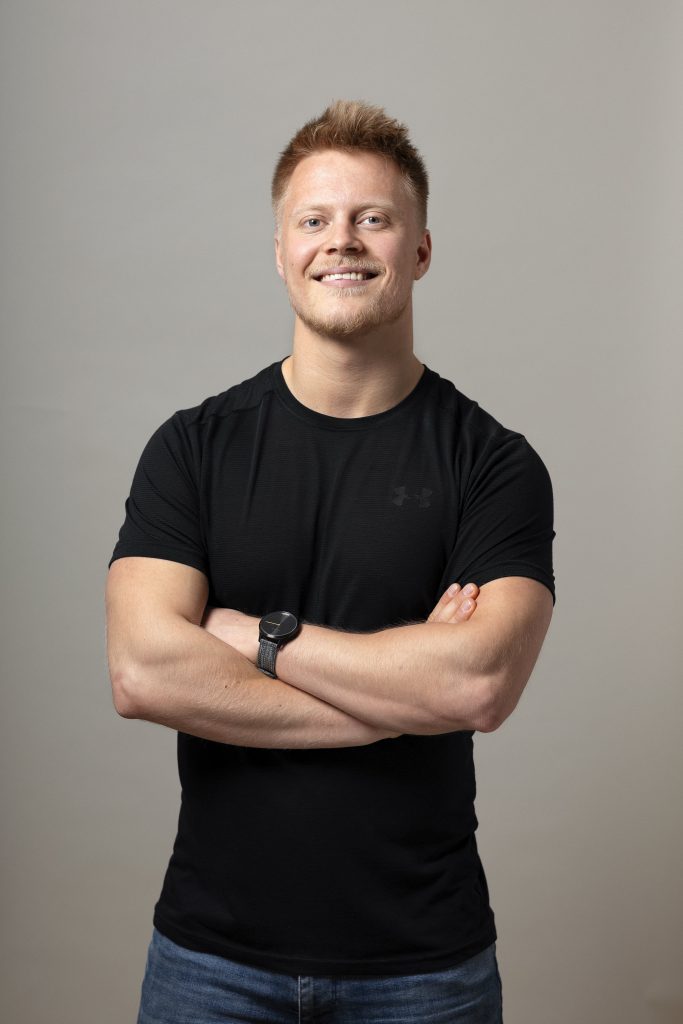 Foto von Jonas Schulze - ausgebildeter Sportwissenschaftler, Personal Trainer und Ernährungscoach